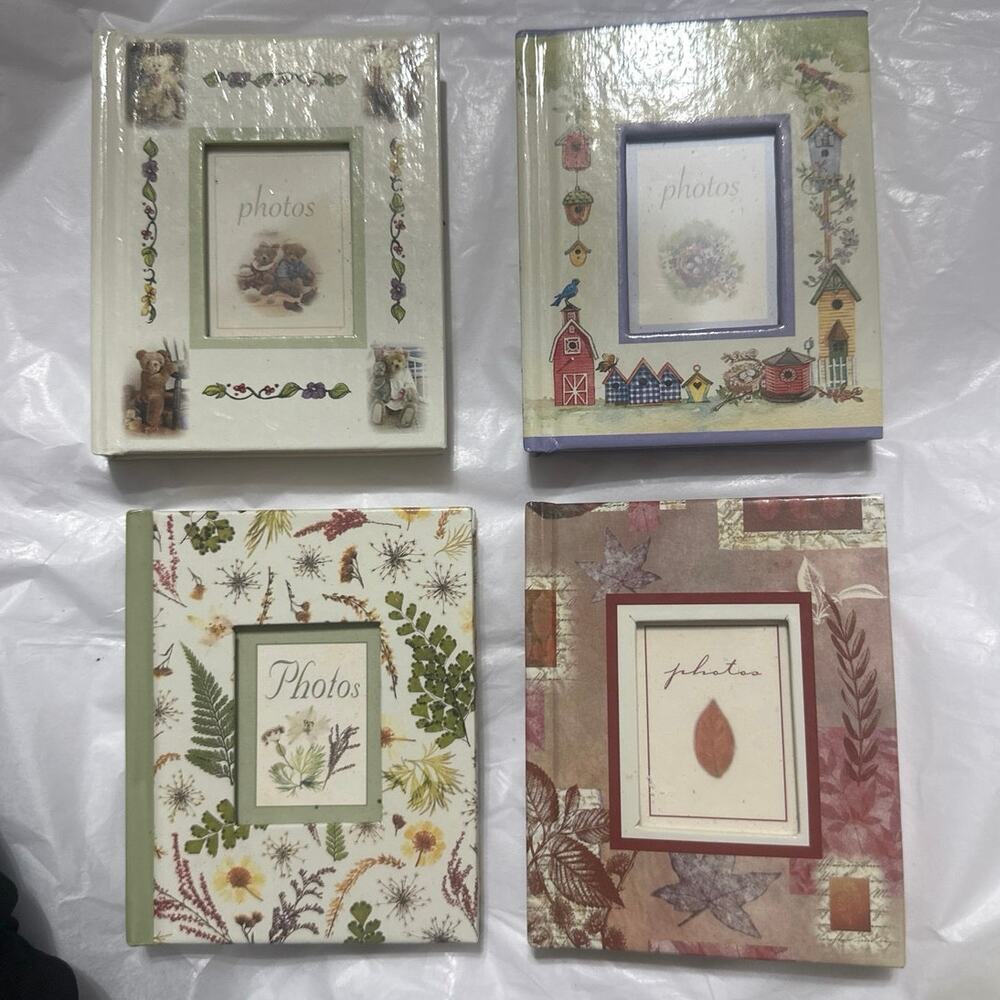 4 Vint-1998 miniphoto albums manufactured by Publications International Ltd New